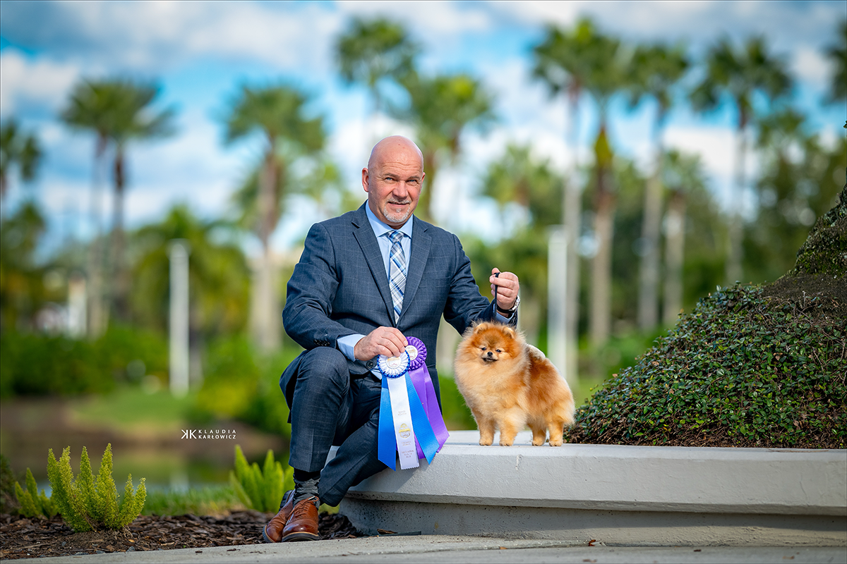 Facetune_19-12-2025-19-09-32